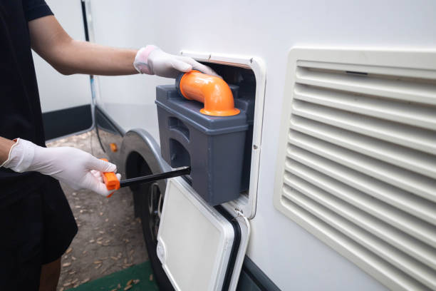 Best Porta potty rental near me  in Beaumont, CA